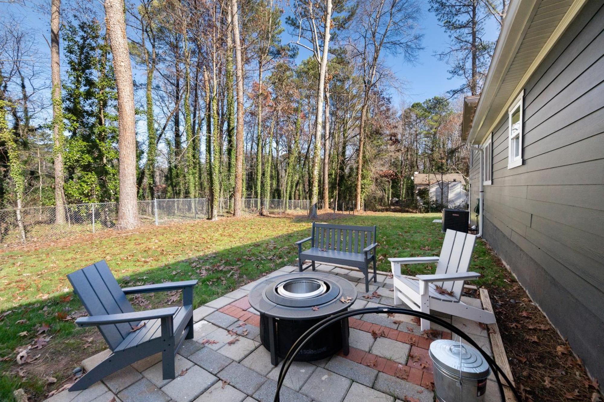 Outdoor Projector, Arcade, Fire Pit, 2 Car Garage, 2 Living Rooms Снелвил Екстериор снимка